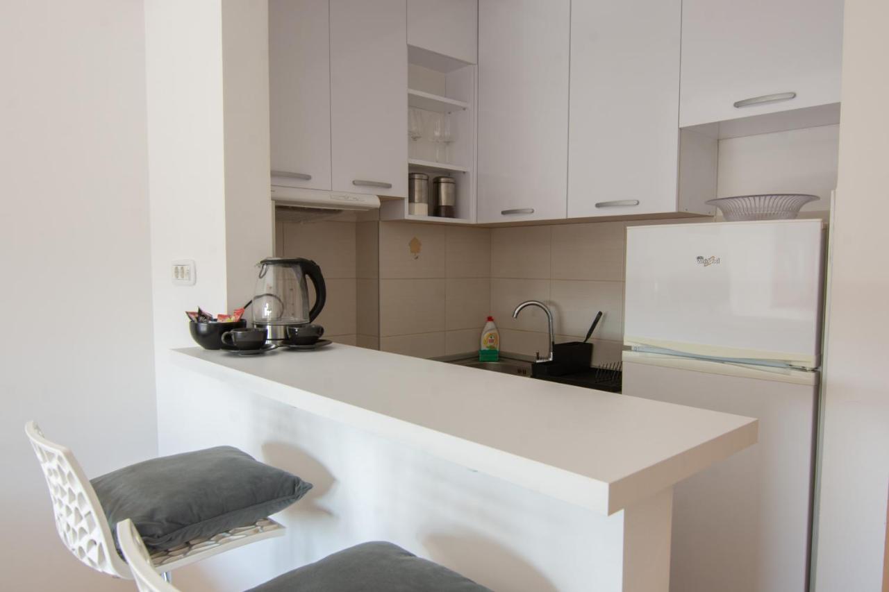 A Blok New Modern - Free Garage Parking, Comfortable, Quiet With A Park View Belgrad Exterior foto
